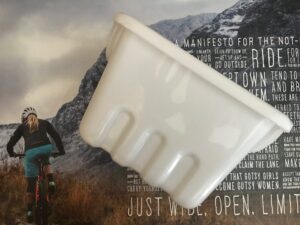 Otroška sprednja košara